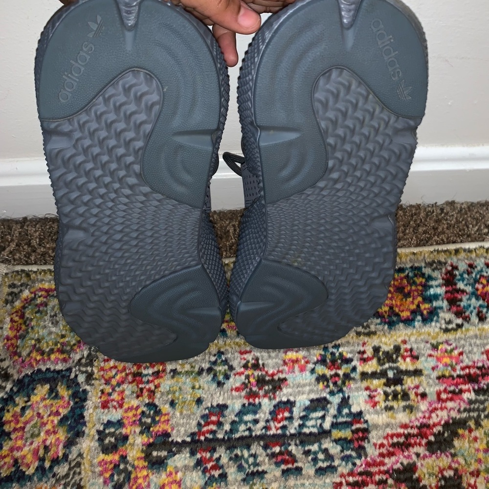 Adidas - Picture 6 of 6